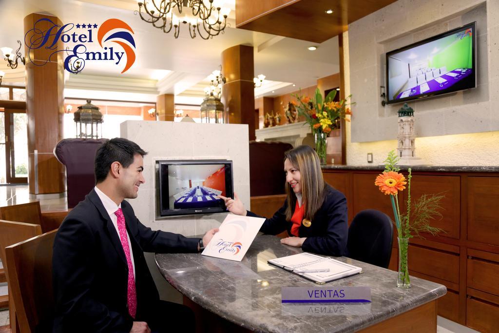 Hotel Emily Pachuca Luaran gambar