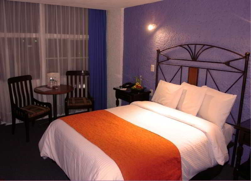 Hotel Emily Pachuca Luaran gambar